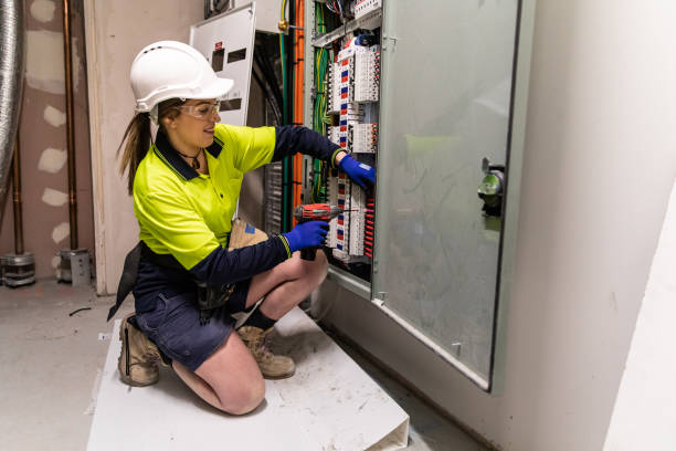 Best 24-Hour Electrician  in Green Cove Springs, FL